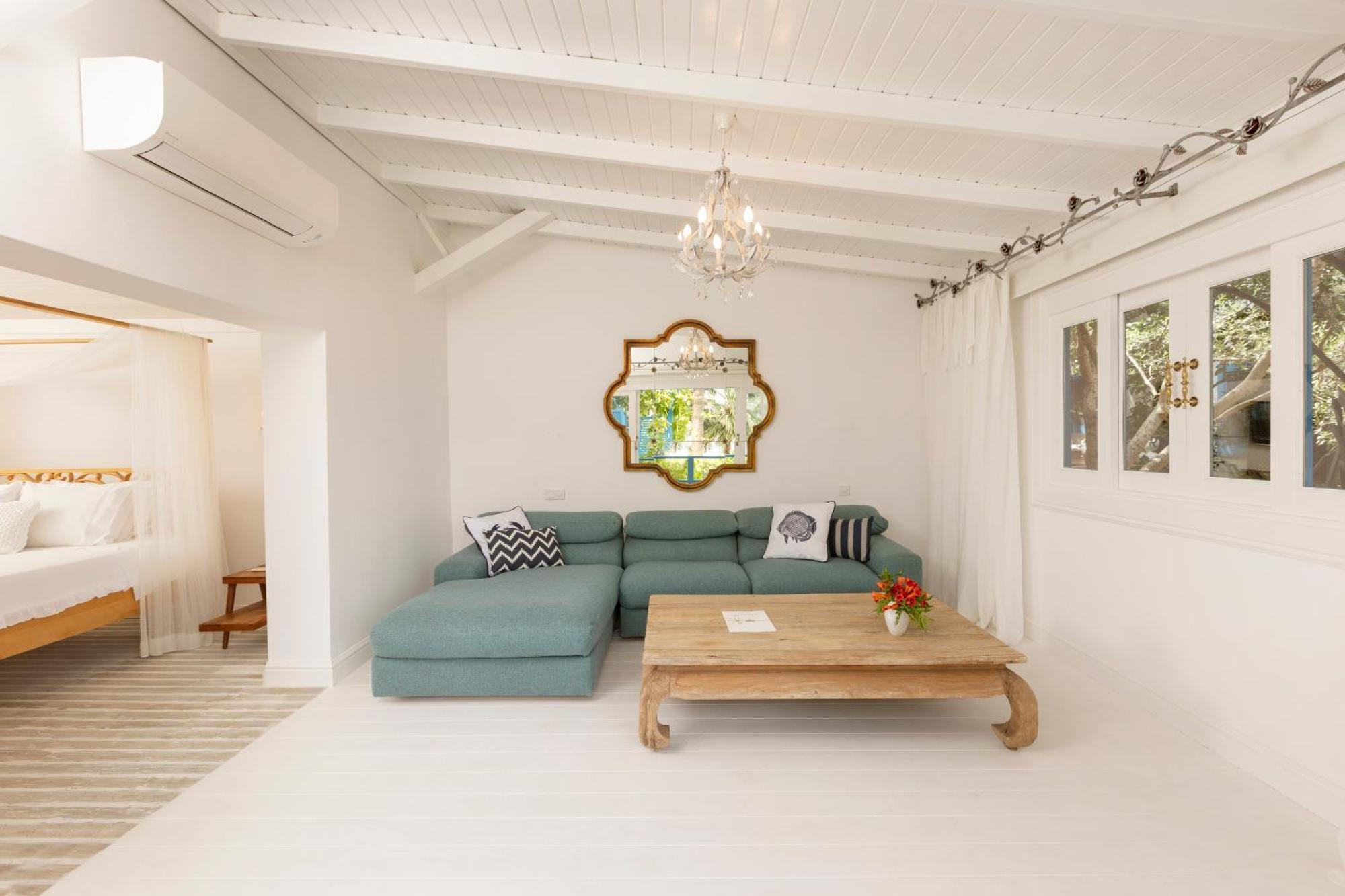 Sabrinas Haus - Adult Only +14 Hotel Мармарис Екстериор снимка